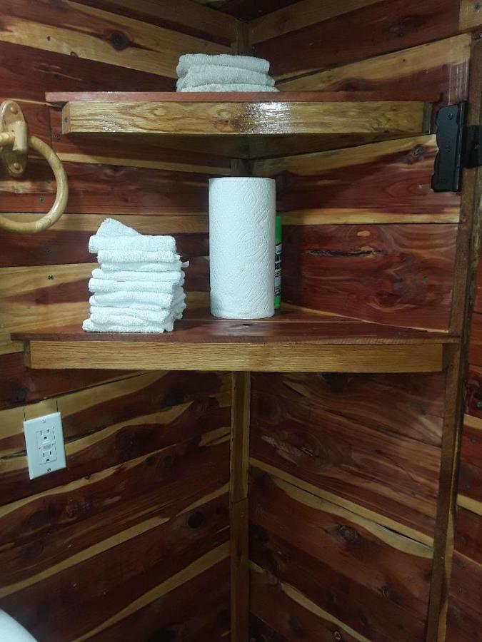 Marshall Amish Made Cedar Cabin With A Loft On A Buffalo Farm Close To The Buffalo River מראה חיצוני תמונה